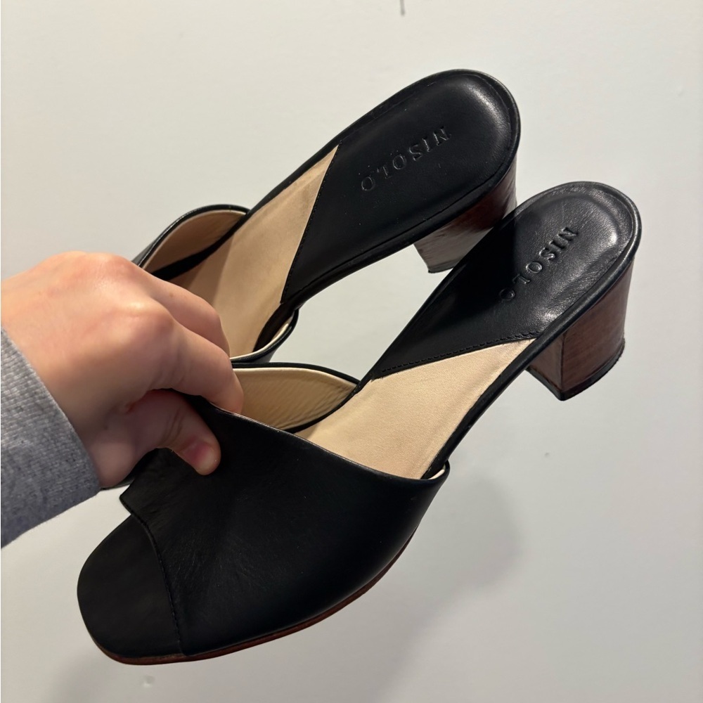 Nisolo Black Leather Open-Toe Block Heel Mules - Picture 3 of 7